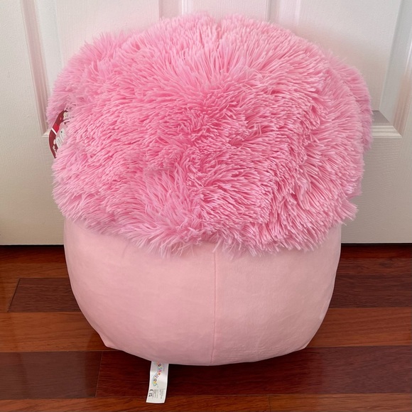 Brina the Bigfoot “Wild 4 U” 16” Valentine’s Day Squishmallow - Picture 3 of 3